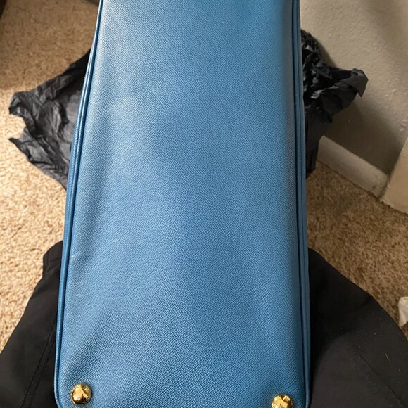 Prada Saffiano bag in blue - Picture 6 of 10